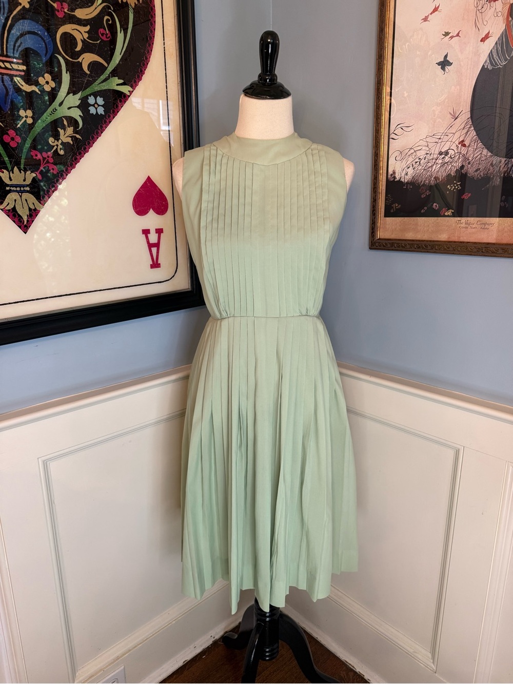 True Vintage 50s Tucker-Grossman Retro Sage Green Sleeveless Pleated Midi Dress